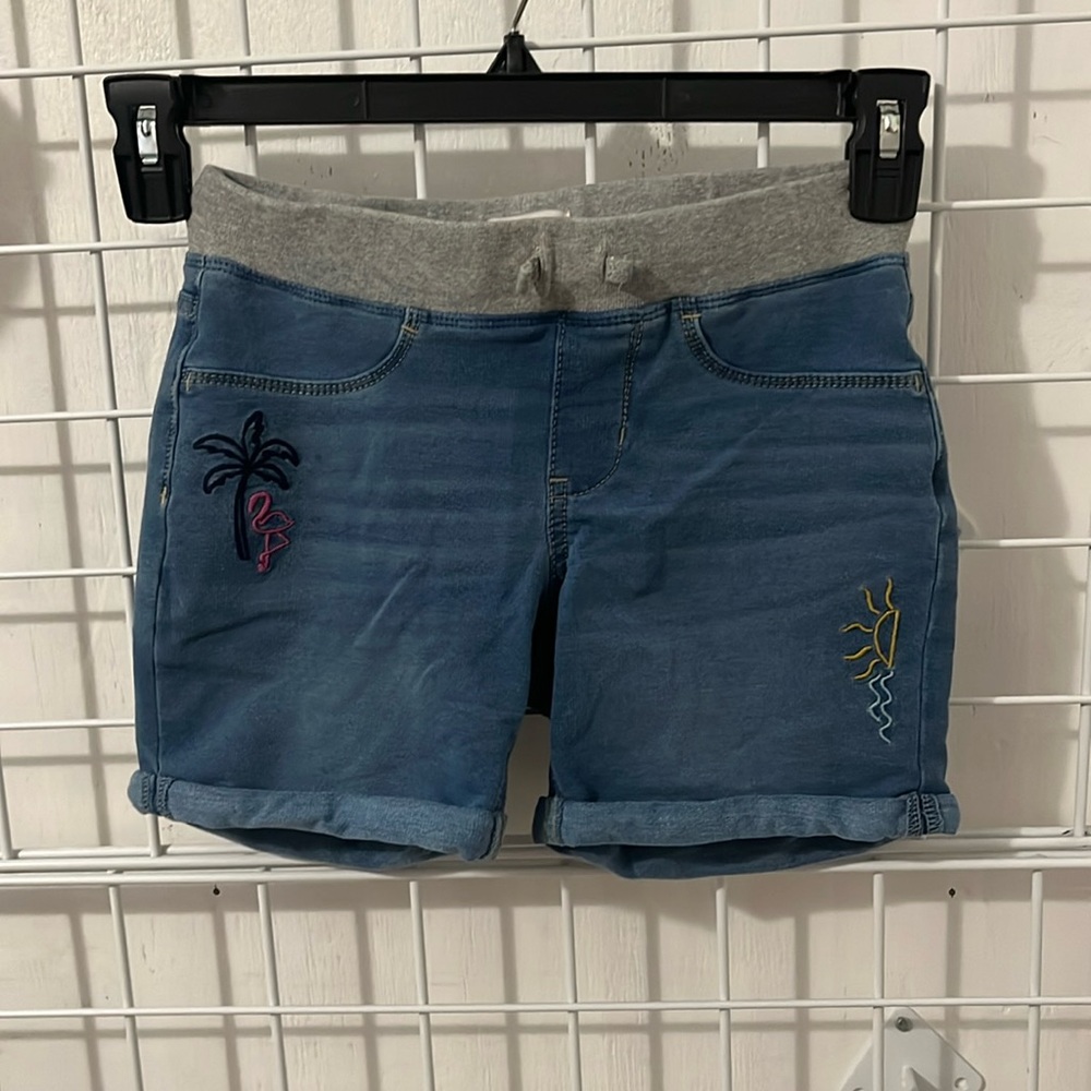 Girl’s cotton shorts